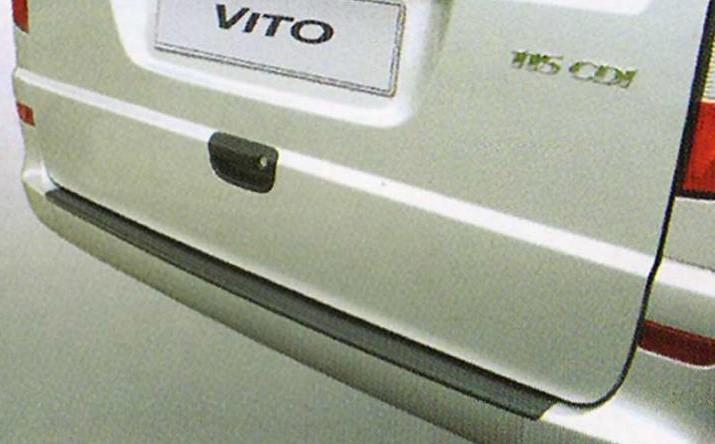 Ladekantenschutz für Mercedes Vito-Viano ab 2003 mit lackierter Stoßstange